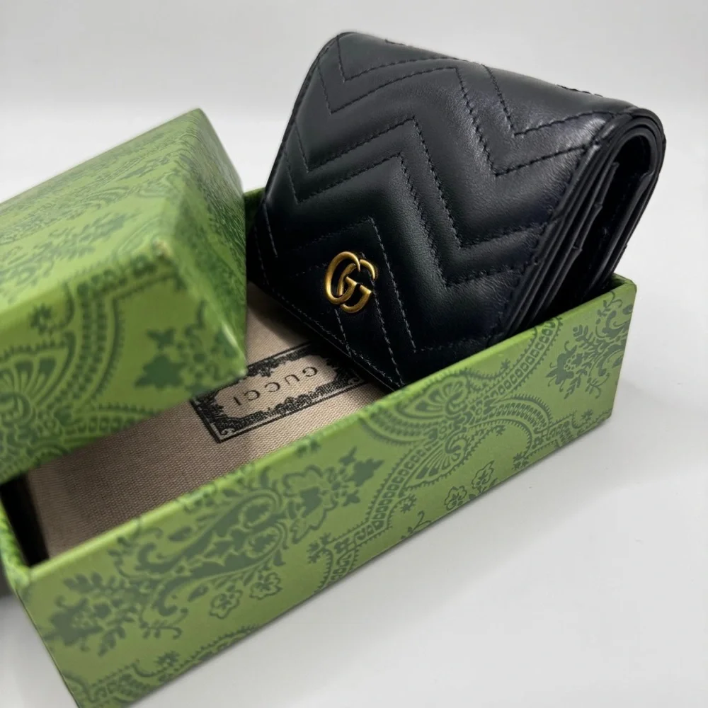 Gucci chic card